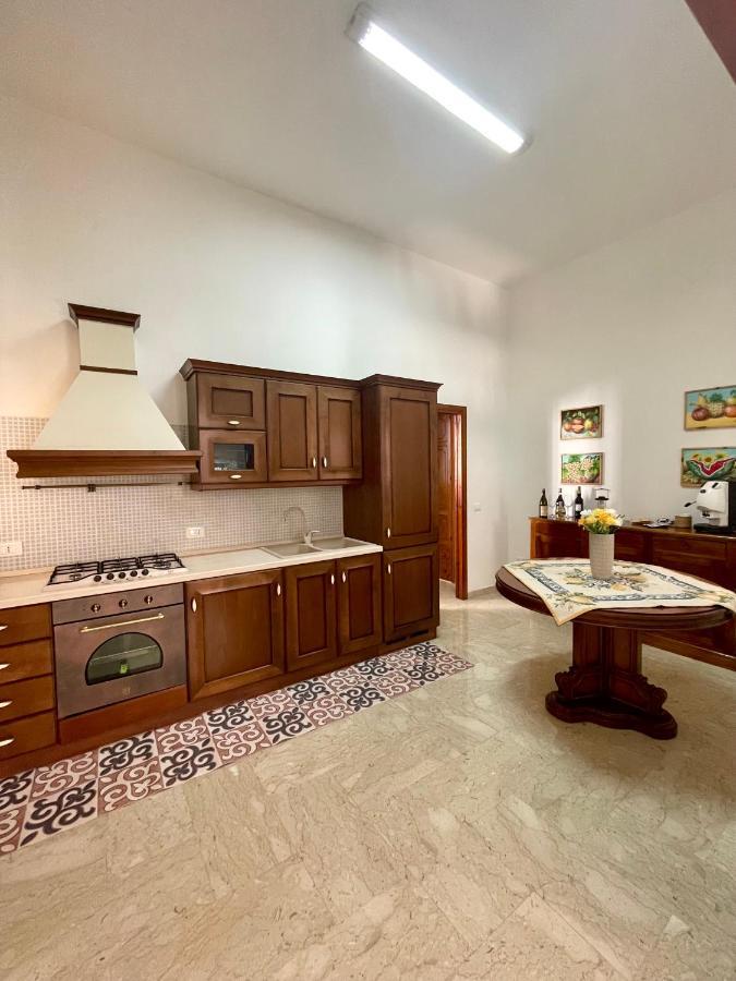 Calici Di Marsala - Via Roma 73 Appartement Buitenkant foto